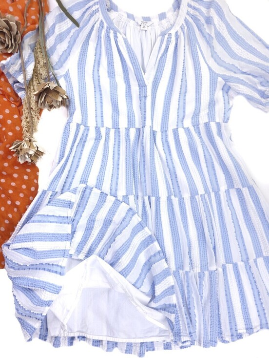 crown & ivy Dresses & Skirts - New Crown & Ivy Blue and White Striped Tiered Dress Sz M